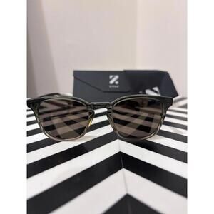 ZIVAH Polarized Sunglasses Gray Transparent Frame w/ Case & Cloth NEW